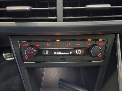 Volkswagen Polo 1.0 TSI Highline Business R Pano Full Led VCP Camera Keyless Clima 17"LM