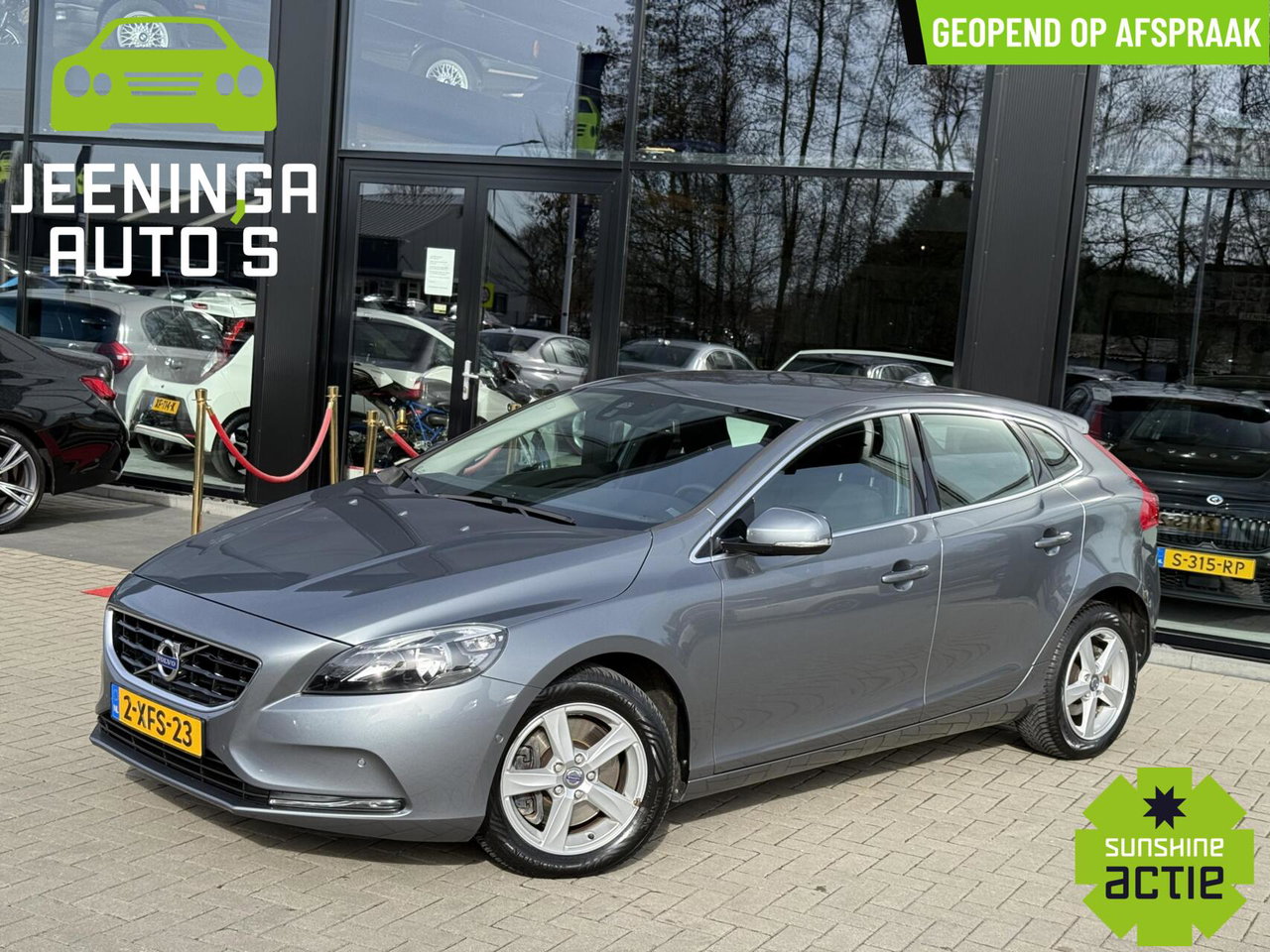 Volvo V40