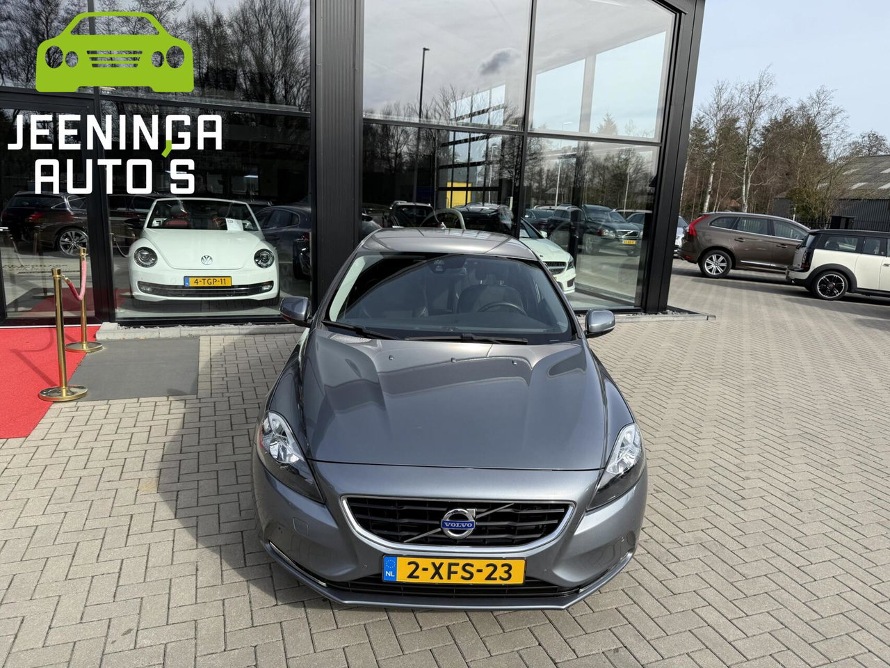 Volvo V40