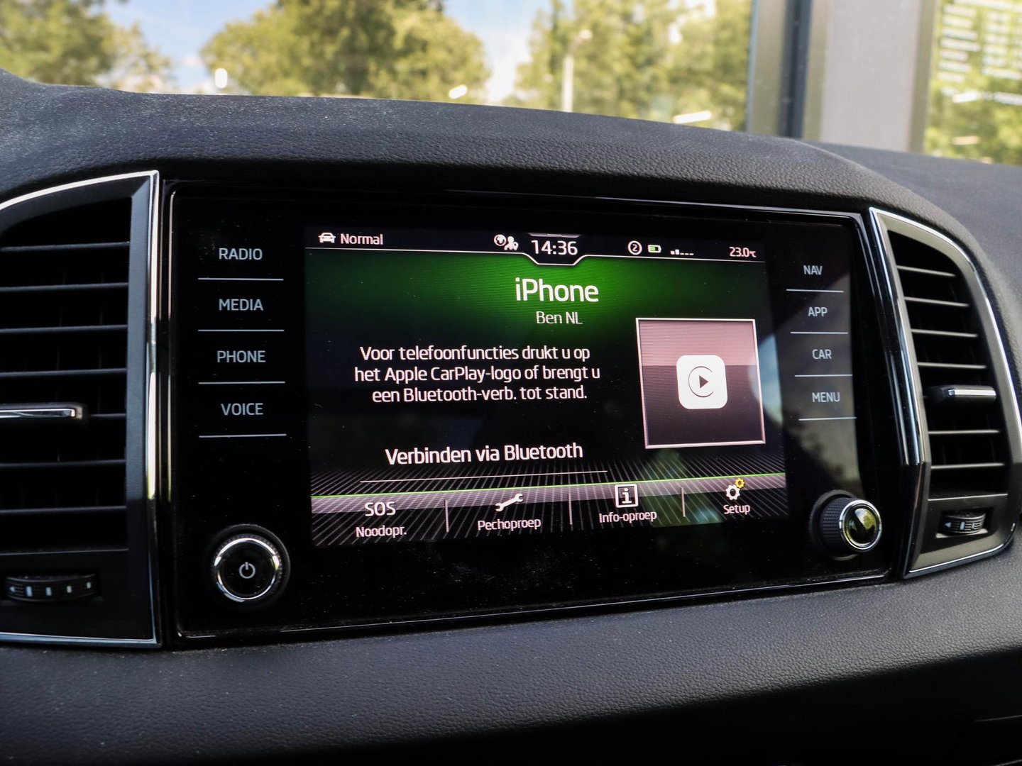 Škoda Karoq 1.5 TSI ACT Style DSG Panodak Alcantara Trekhaak