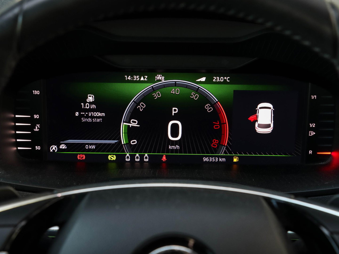 Škoda Karoq 1.5 TSI ACT Style DSG Panodak Alcantara Trekhaak
