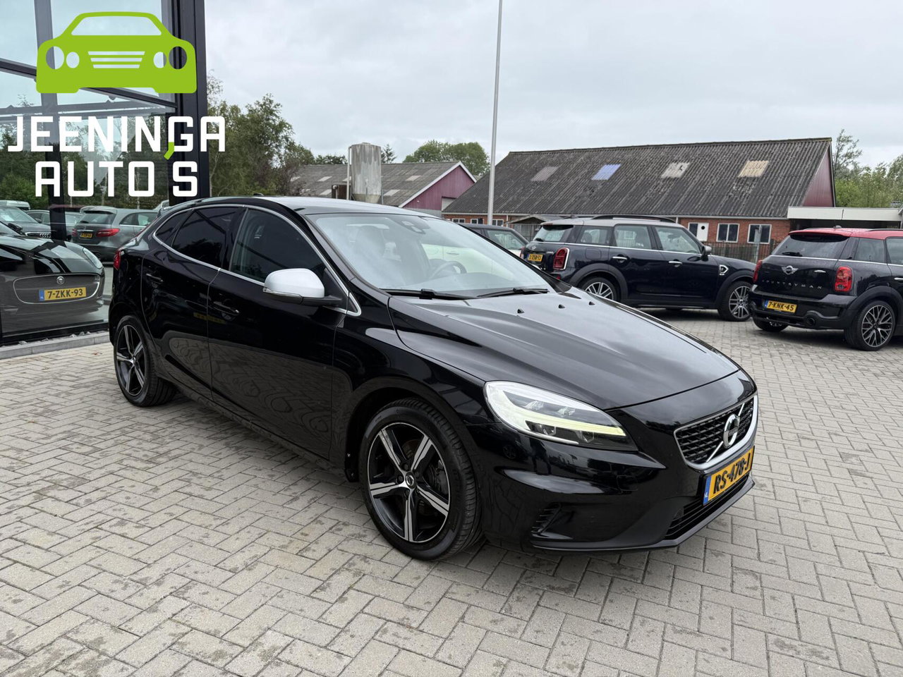 Volvo V40