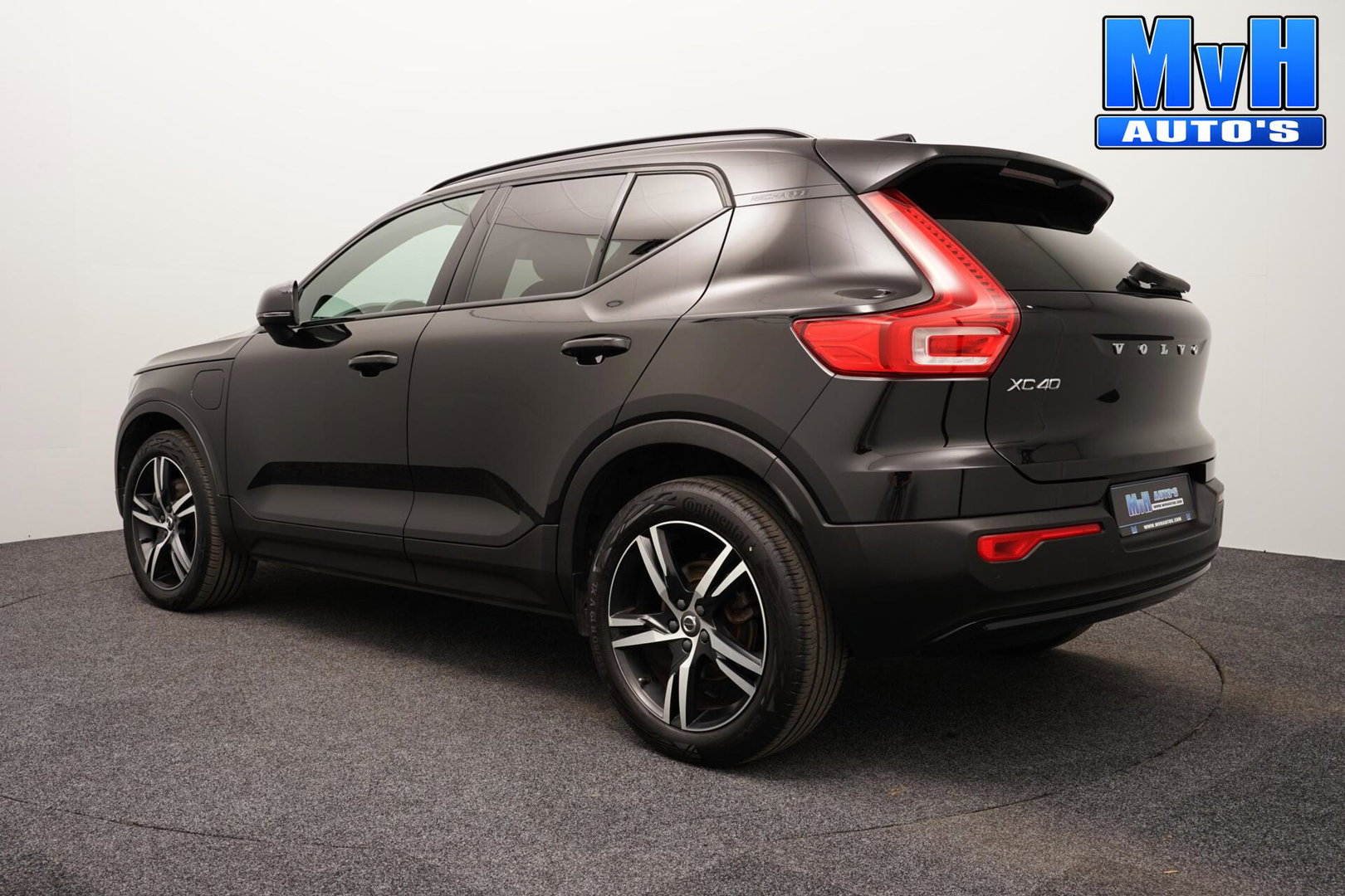 Volvo XC40 1.5 T5 PHEV R-Design|H/K|STUUR.STOELVW|CAM|SOH86%