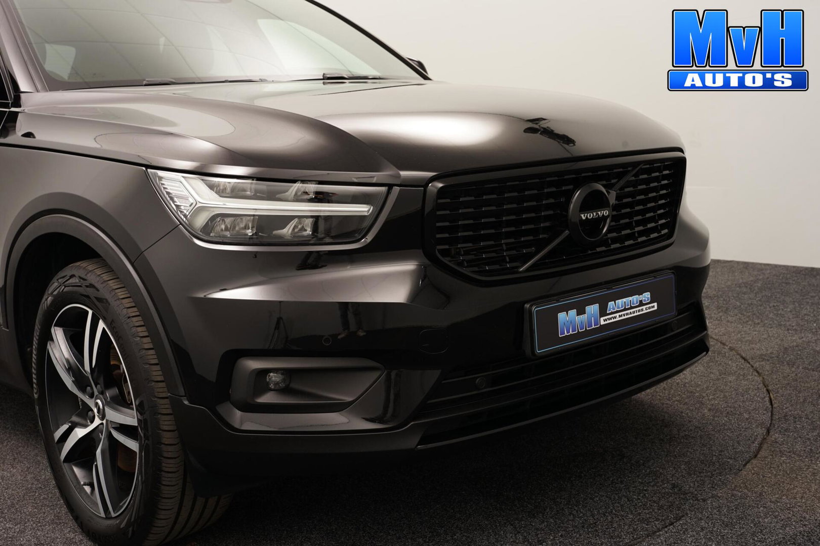 Volvo XC40 1.5 T5 PHEV R-Design|H/K|STUUR.STOELVW|CAM|SOH86%