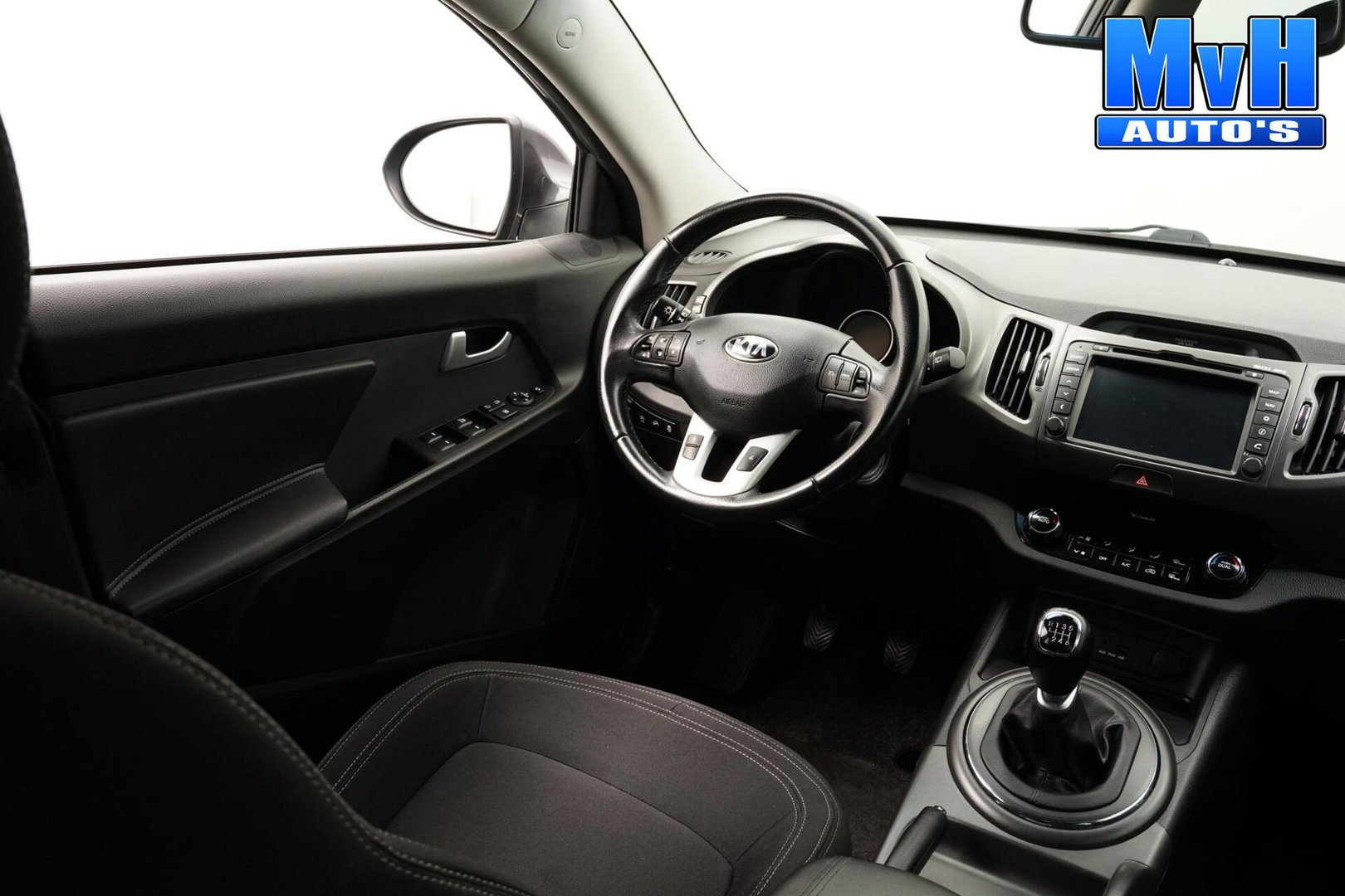 Kia Sportage 1.6 GDI 20th Anniversary|CAM|NAV|TREKHAAK|LED