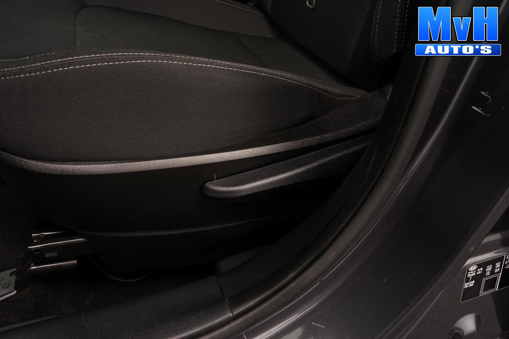 Kia Sportage 1.6 GDI 20th Anniversary|CAM|NAV|TREKHAAK|LED
