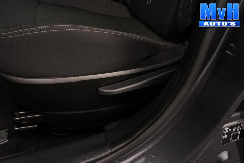 Kia Sportage 1.6 GDI 20th Anniversary|CAM|NAV|TREKHAAK|LED