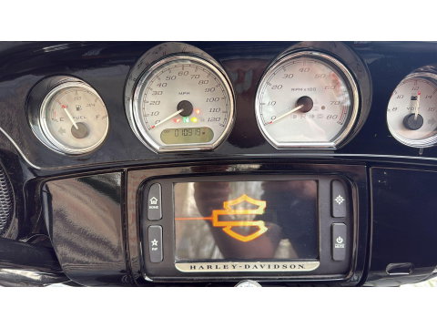 Harley Davidson 103 FLHXS Street Glide Special streetglide