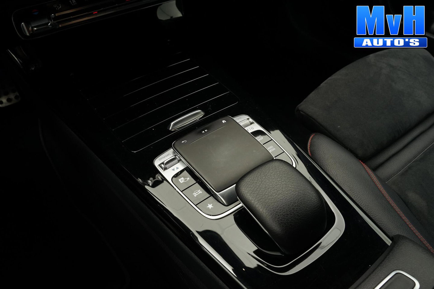Mercedes-Benz CLA Shooting Brake 180 Business Solution AMG