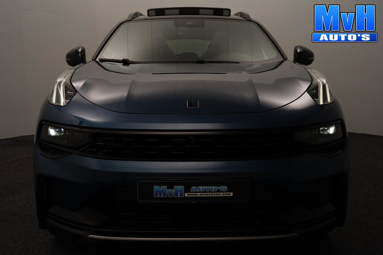 Lynk & Co 01