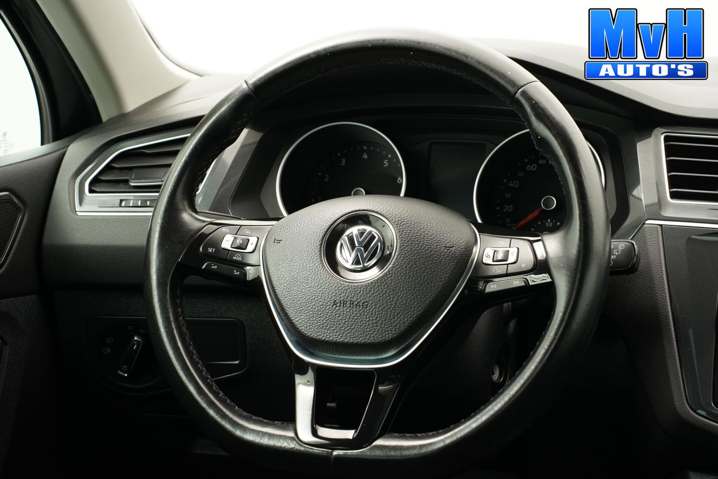 Volkswagen Tiguan 1.4 TSI ACT|PANO|MATRIX-LED|TREKH|ACC|NAP