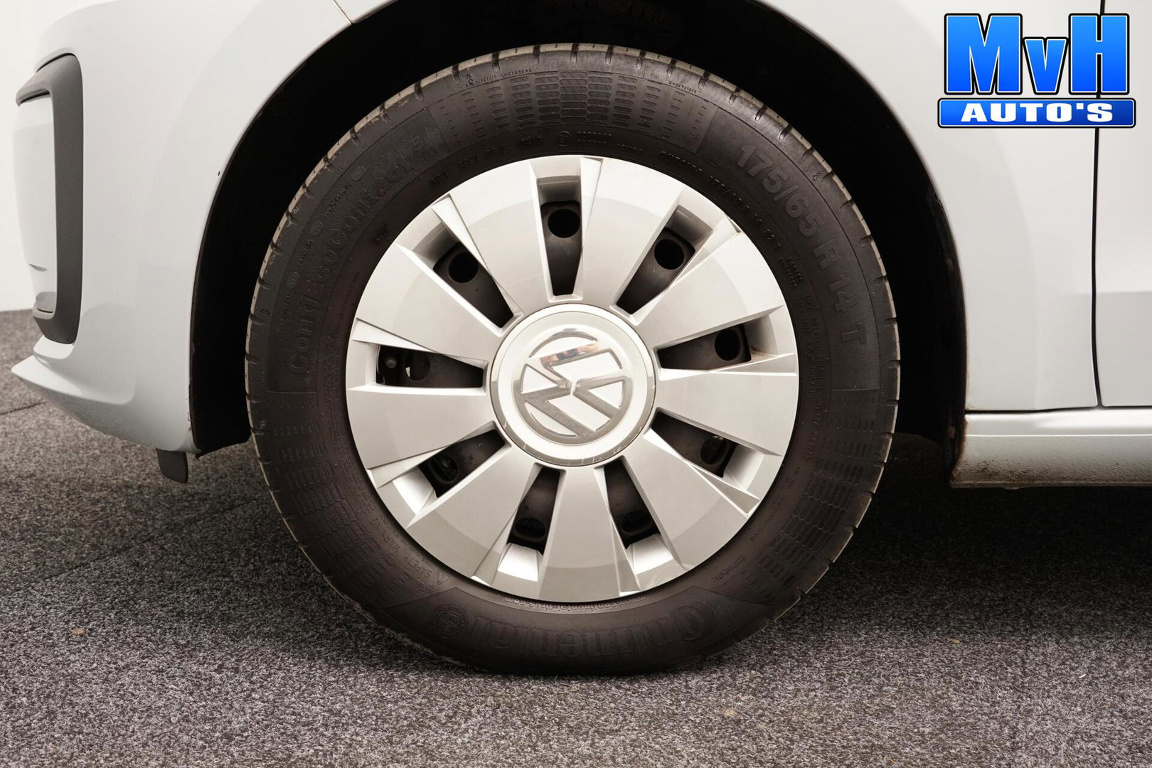 Volkswagen up! 1.0 BMT move up!|BLUETOOTH|AIRCO|DAB|ORG.NL
