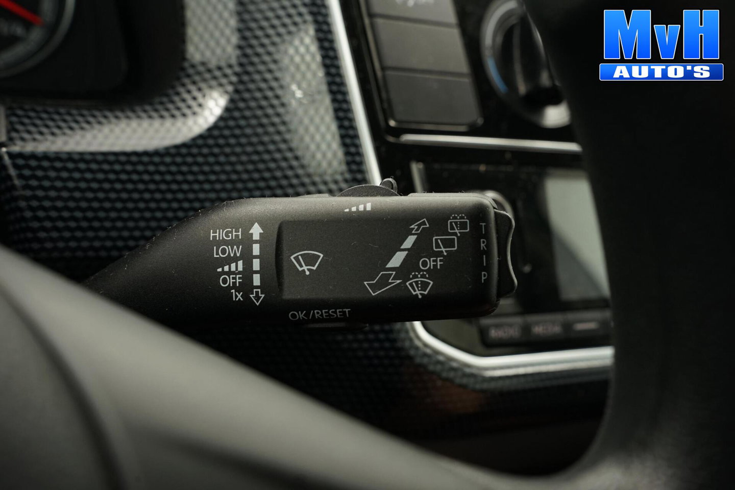 Volkswagen up! 1.0 BMT move up!|BLUETOOTH|AIRCO|DAB|ORG.NL