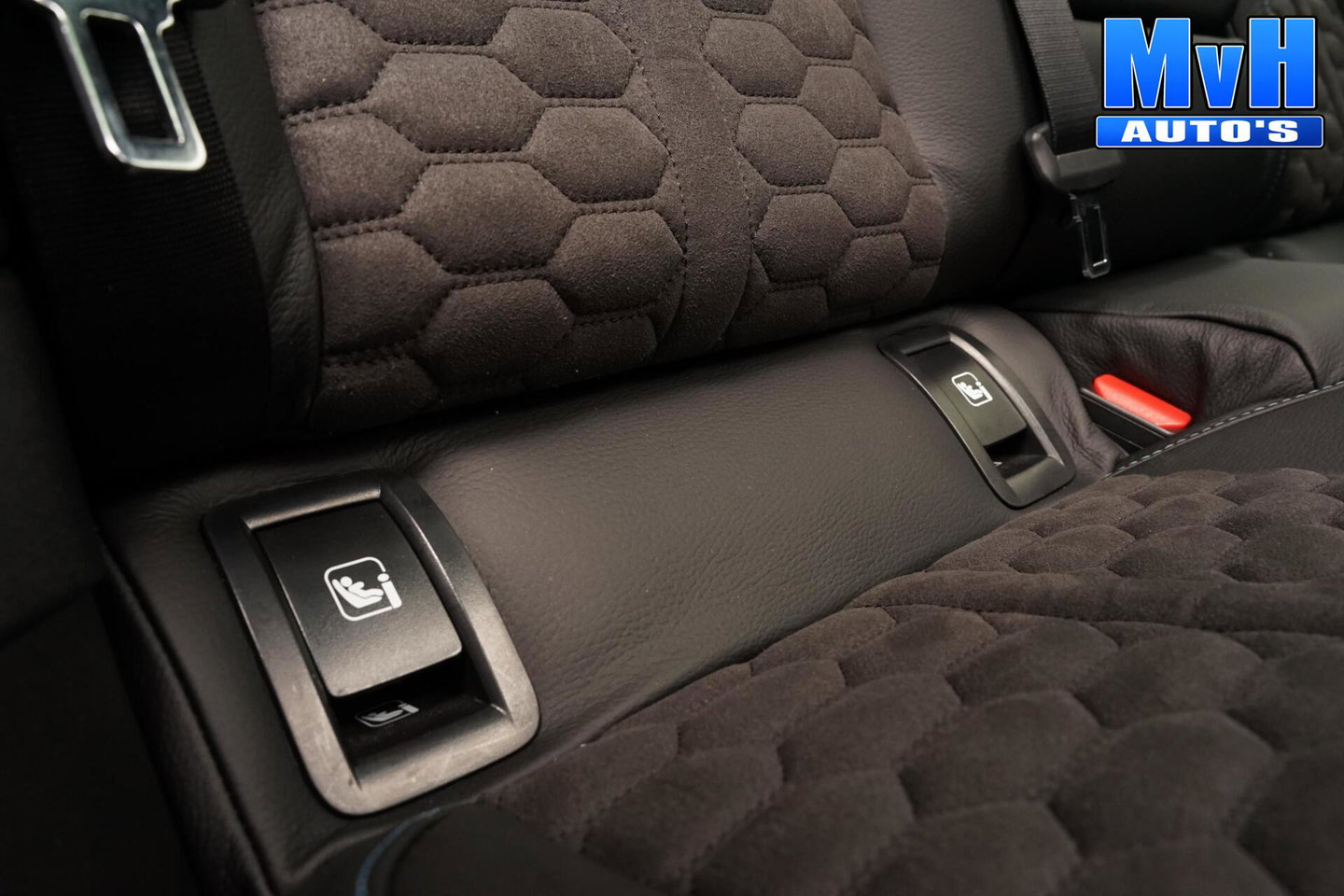 Lynk & Co 01 1.5 PHEV|FULL BL XL|LEER/ALCANT|ZW.HEMEL|SOH96%