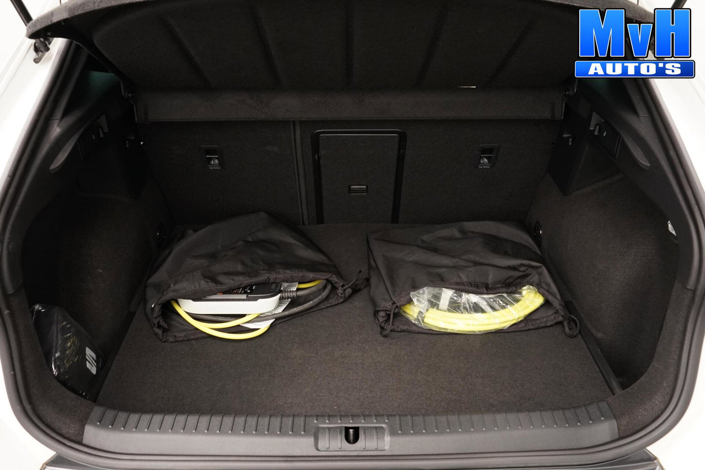 CUPRA Formentor 1.4 TSI PHEV|KUIPSTOEL|PANO|STOEL/STUUR.VERW|SOH97%