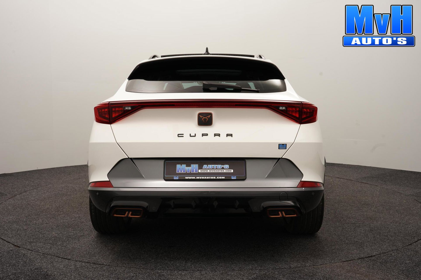 CUPRA Formentor 1.4 TSI PHEV|KUIPSTOEL|PANO|STOEL/STUUR.VERW|SOH97%
