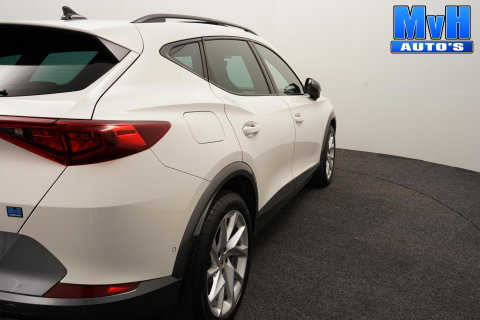 CUPRA Formentor 1.4 TSI PHEV|KUIPSTOEL|PANO|STOEL/STUUR.VERW|SOH97%