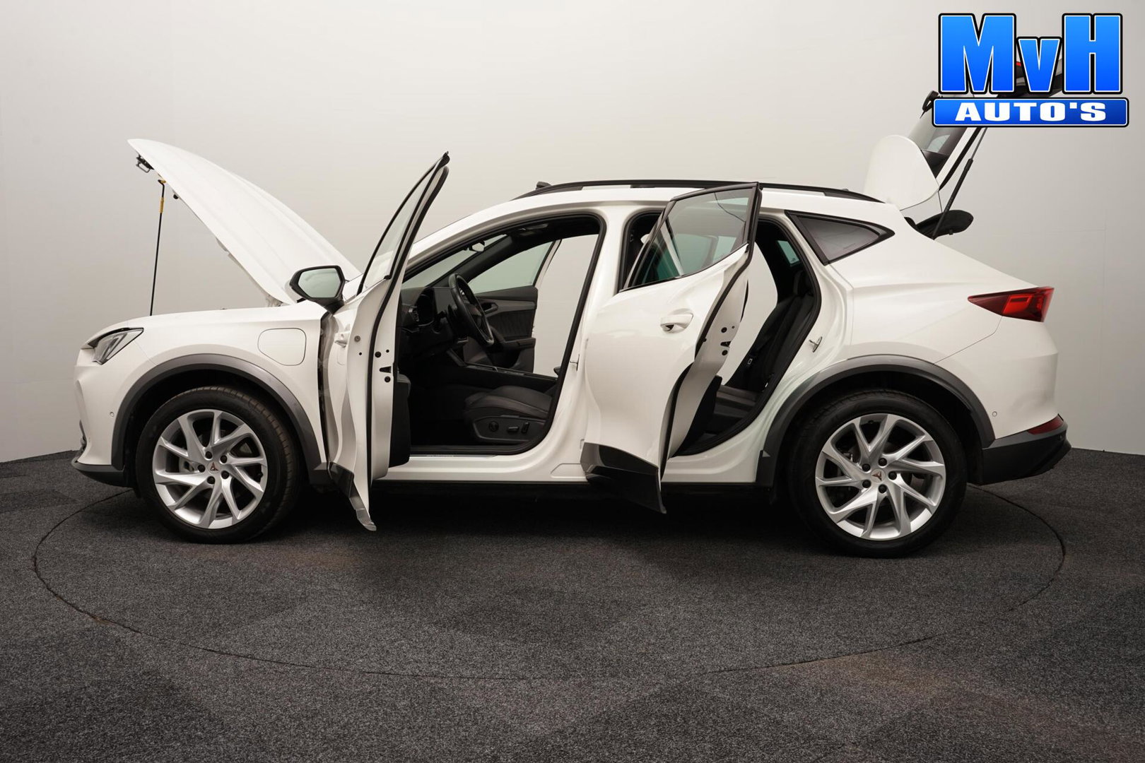 CUPRA Formentor 1.4 TSI PHEV|KUIPSTOEL|PANO|STOEL/STUUR.VERW|SOH97%