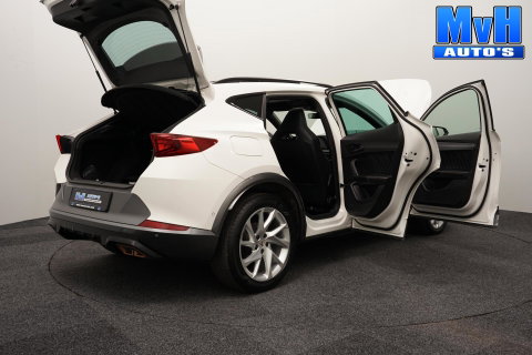 CUPRA Formentor 1.4 TSI PHEV|KUIPSTOEL|PANO|STOEL/STUUR.VERW|SOH97%