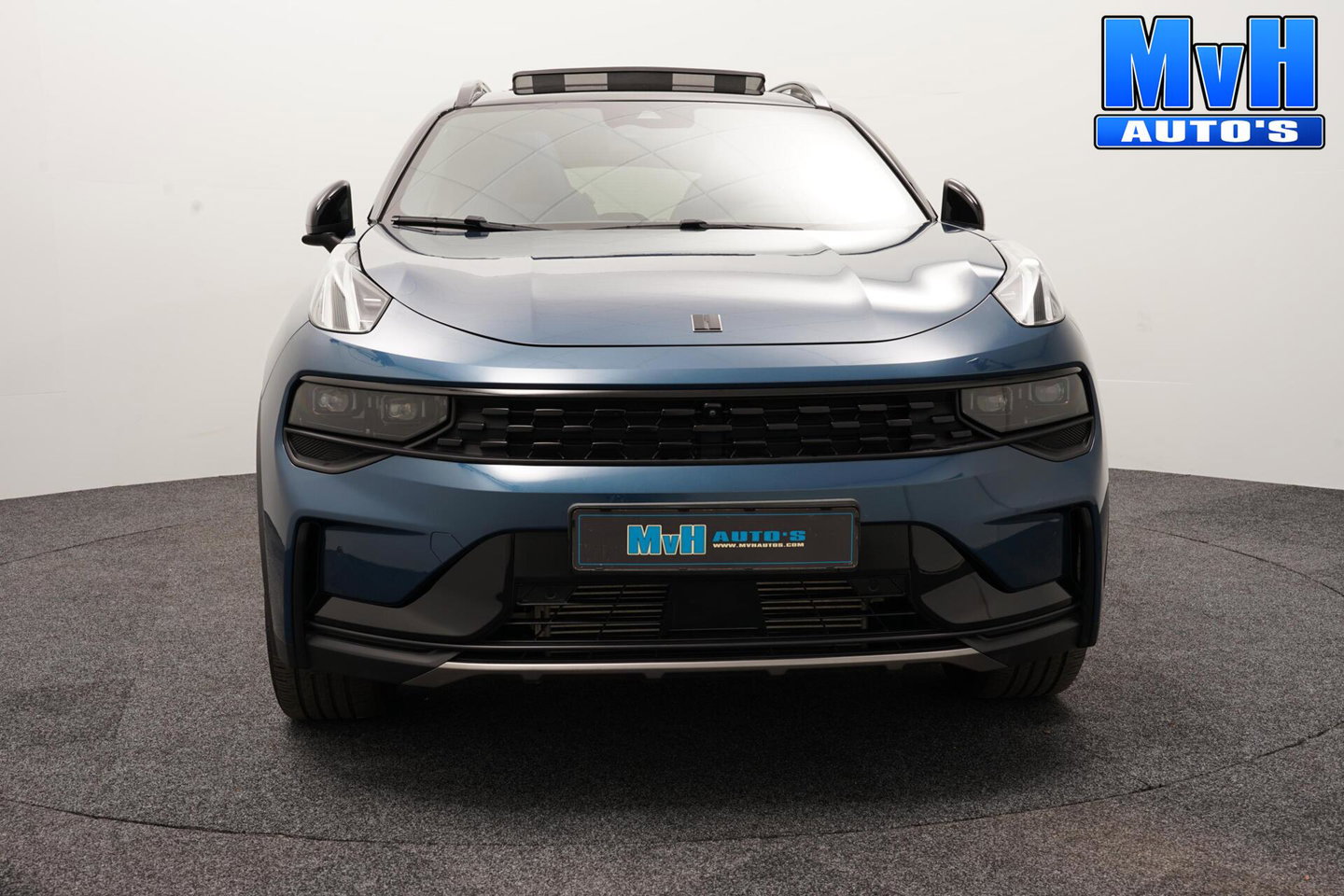 Lynk & Co 01 1.5 PHEV|FULL BLACK|LEER|360°|PANO|262PK|SOH97%