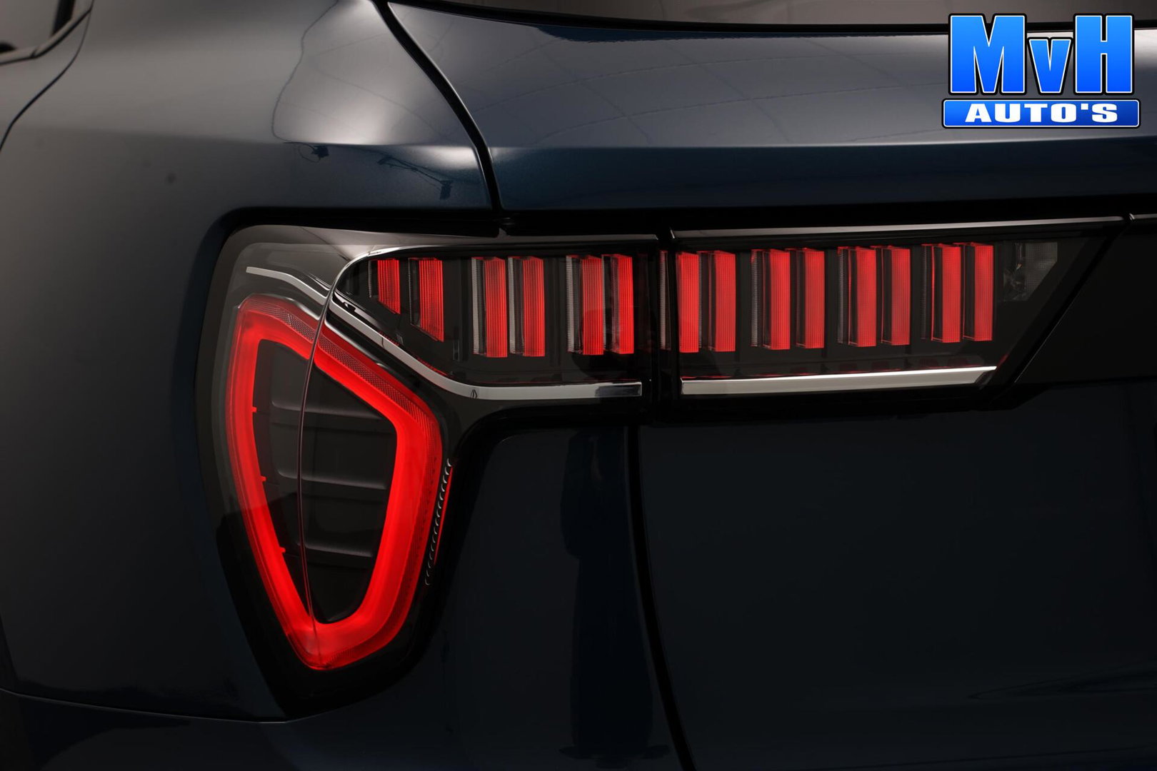 Lynk & Co 01 1.5 PHEV|FULL BLACK|LEER|360°|PANO|262PK|SOH97%
