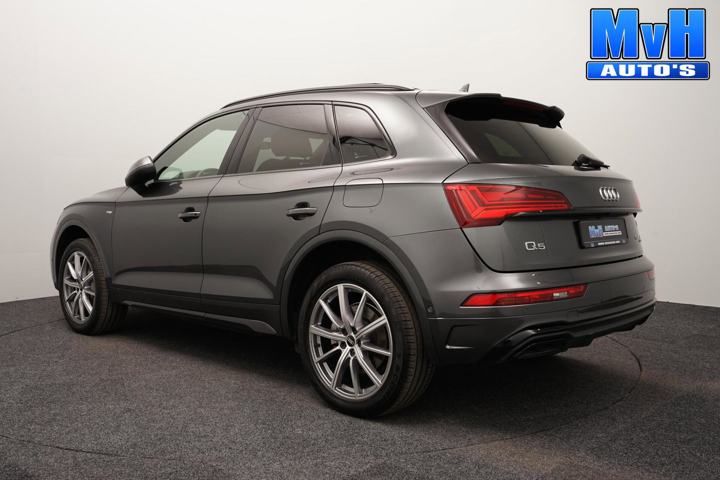 Audi Q5 50 TFSI e S Ed. PHEV|Quattro|PANO|B&O|360°CAM|MATRIX|SOH91%