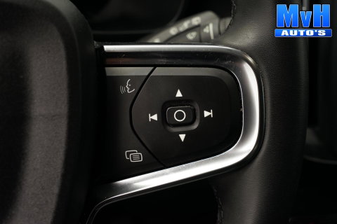 Volvo XC40 2.0 B3 Essential|MHEV|163PK|STOEL/STUUR.VERW|CAMERA