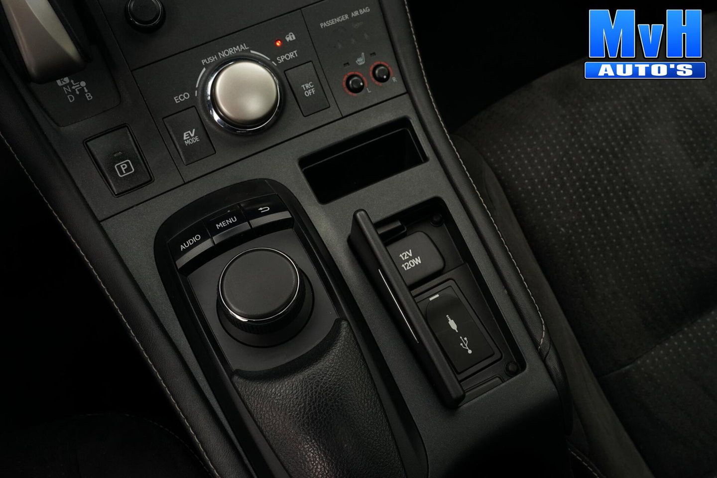 Lexus CT 200h 25th Edition|SCHUIFDAK|CAMERA|STOELVERW|LED|NAP