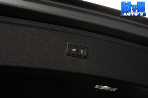Audi Q5 50 TFSI e S Ed. PHEV|Quattro|300PK|PANO|MATRIX|SOH95%