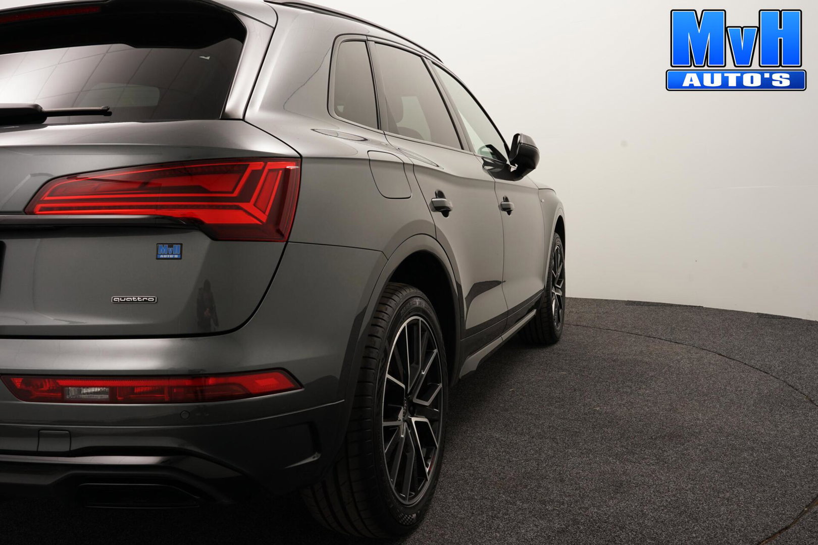 Audi Q5 50 TFSI e S Ed. PHEV|Quattro|300PK|PANO|MATRIX|SOH95%