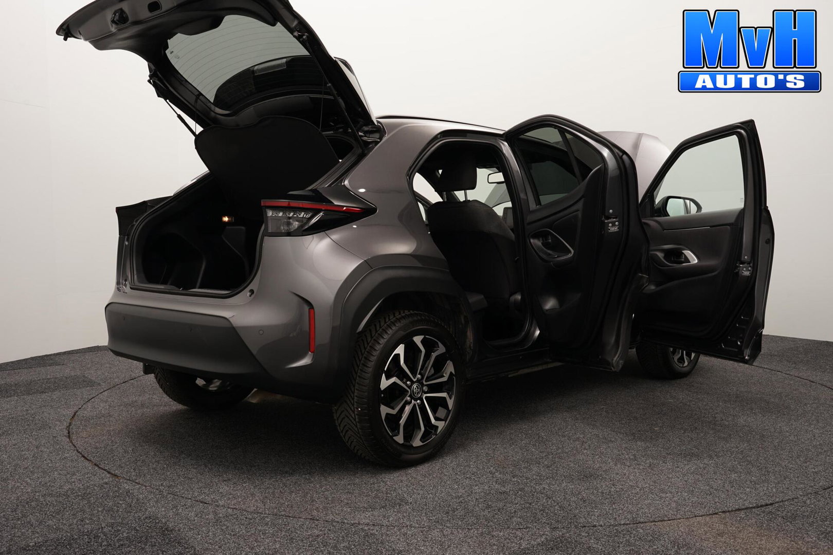 Toyota Yaris Cross 1.5 Hybrid Business Plus|STOELVERW|CAMERA