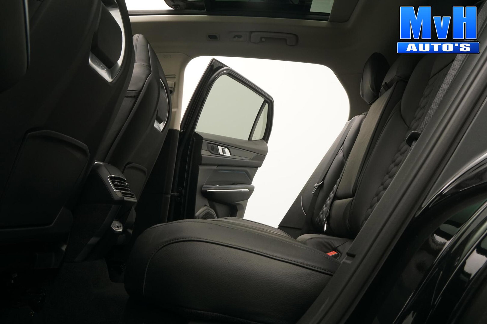 Lynk & Co 01 1.5 PHEV|FULL BLACK XL|LEER|NAP|PANO|SOH92%