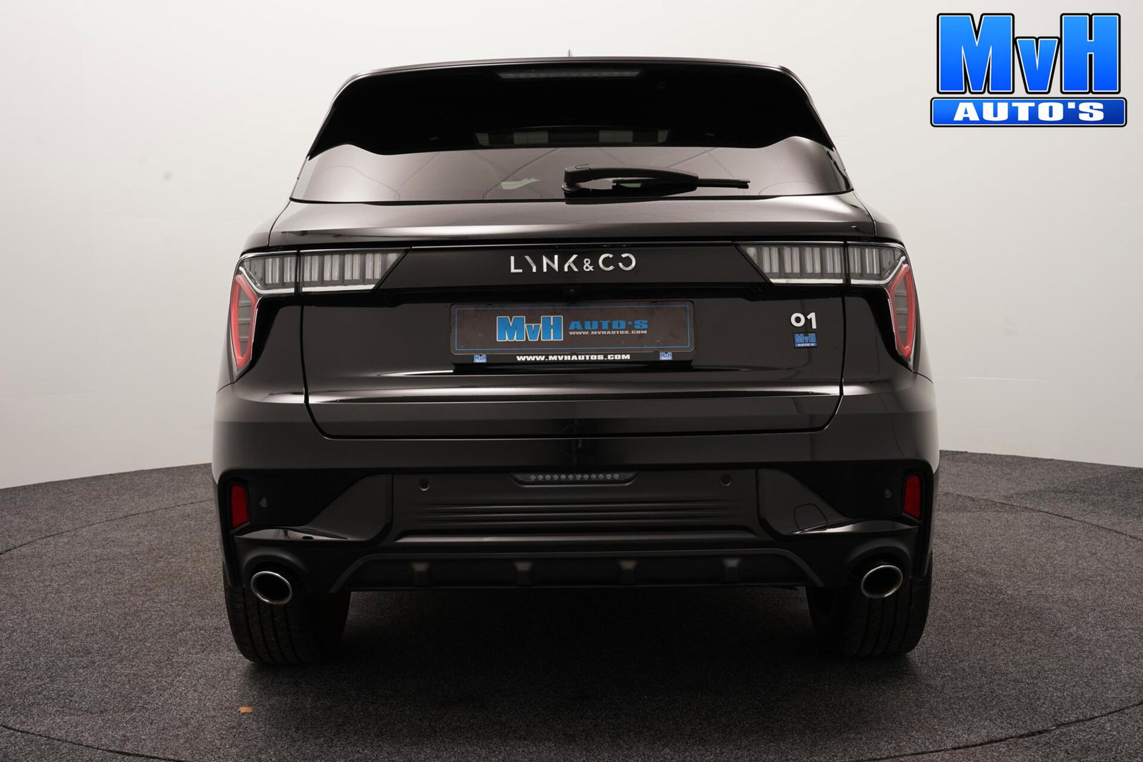 Lynk & Co 01 1.5 PHEV|FULL BLACK|360°CAM|PANO|262PK|SOH95%
