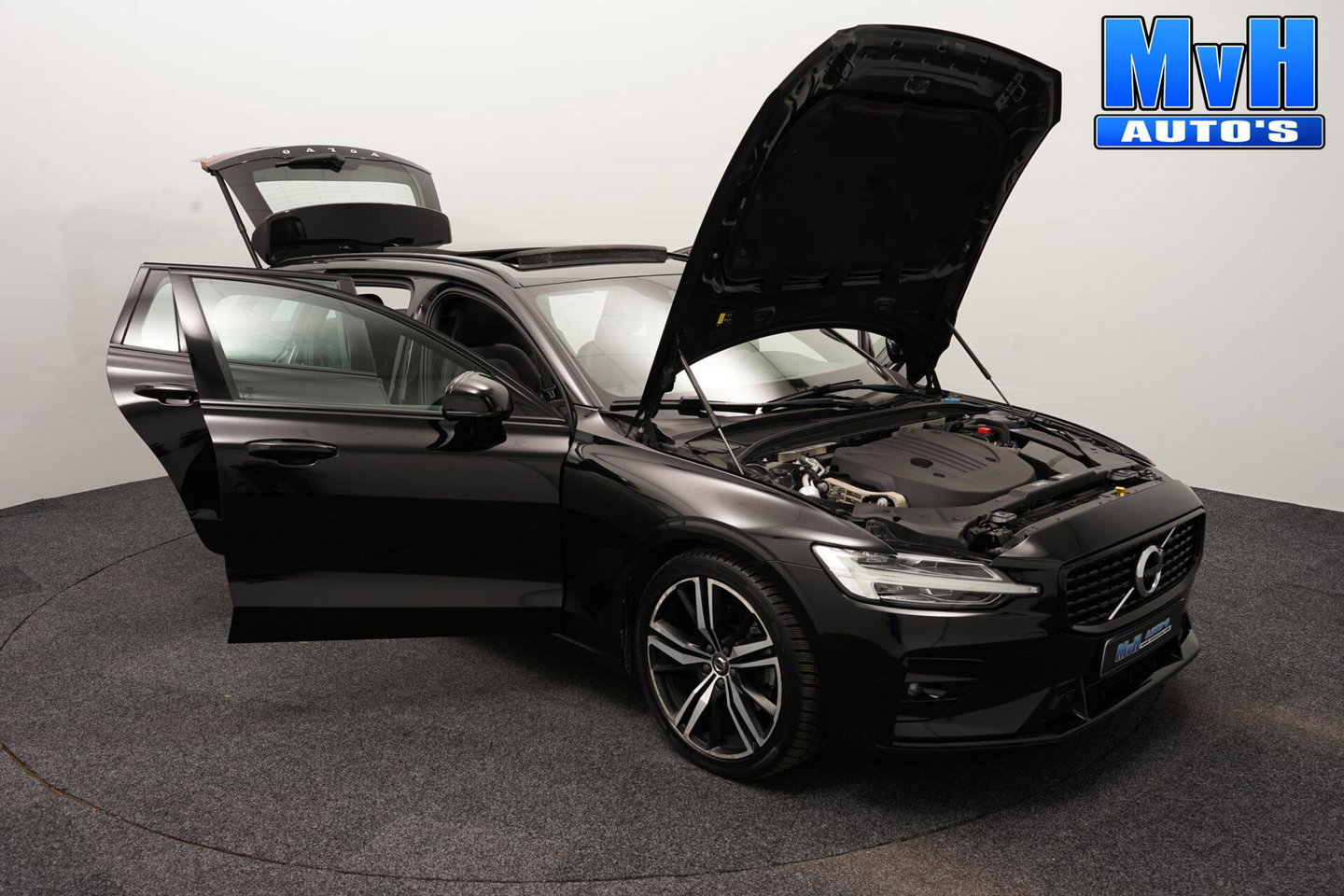 Volvo V60 2.0 B3 R-Design|PANO|STOEL/STUUR.VERW|AUTO.PILOT