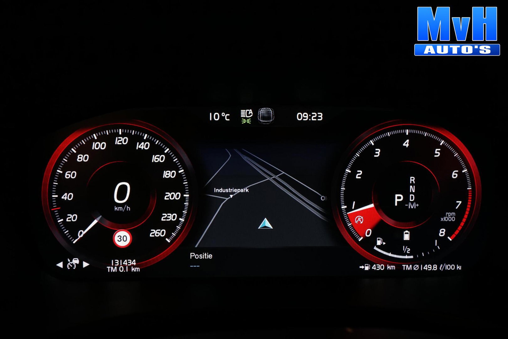 Volvo V60 2.0 B3 R-Design|PANO|STOEL/STUUR.VERW|AUTO.PILOT