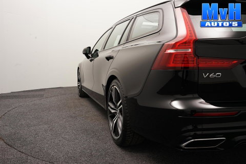 Volvo V60 2.0 B3 R-Design|PANO|STOEL/STUUR.VERW|AUTO.PILOT
