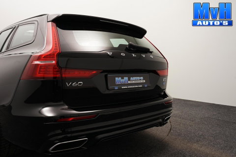 Volvo V60 2.0 B3 R-Design|PANO|STOEL/STUUR.VERW|AUTO.PILOT