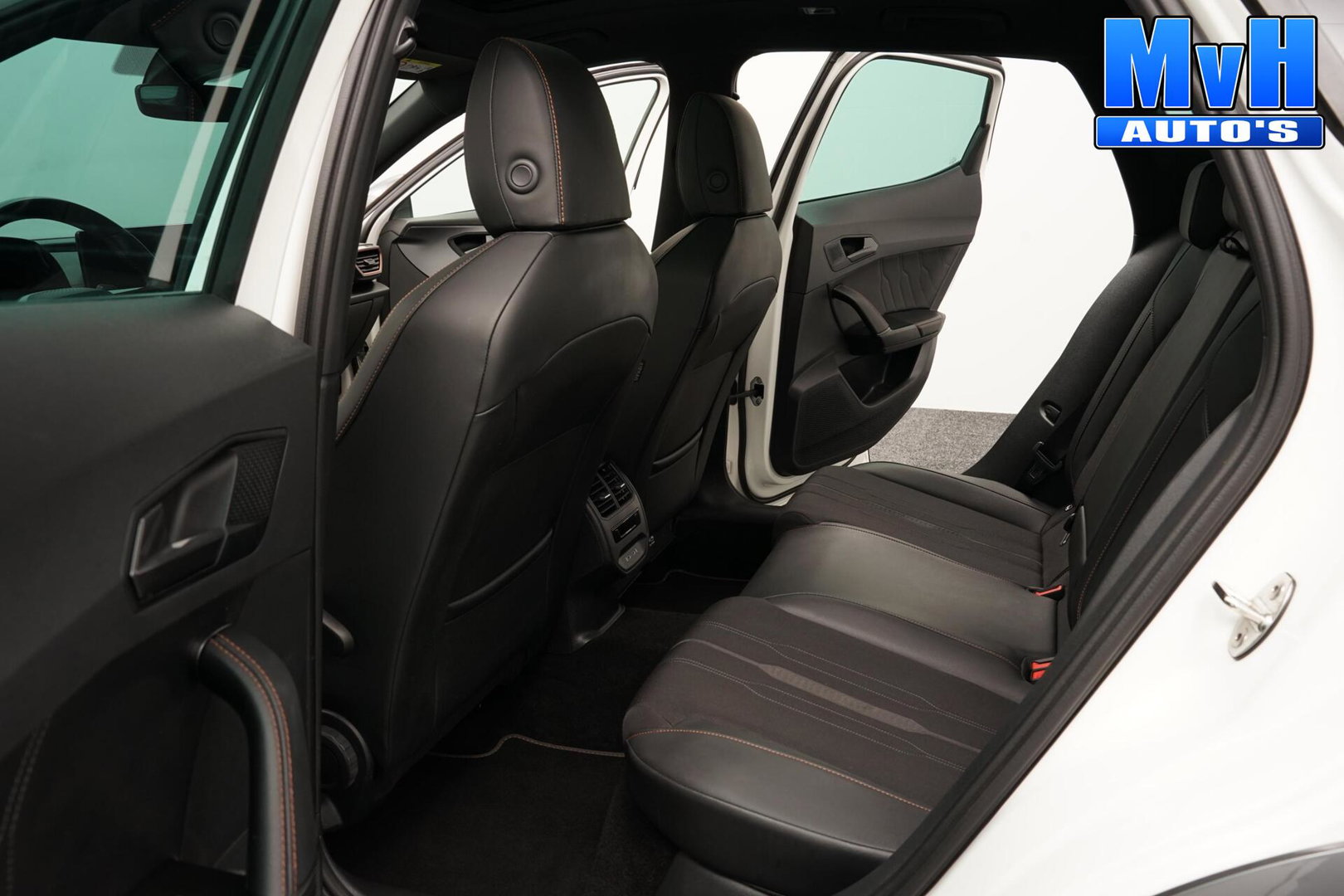 CUPRA Formentor 1.4 PHEV|PANO|STUUR.VERW|TREKHAAK|CAM|SOH91%