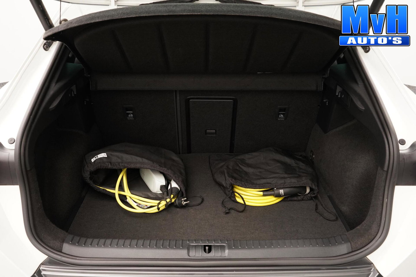 CUPRA Formentor 1.4 PHEV|PANO|STUUR.VERW|TREKHAAK|CAM|SOH91%