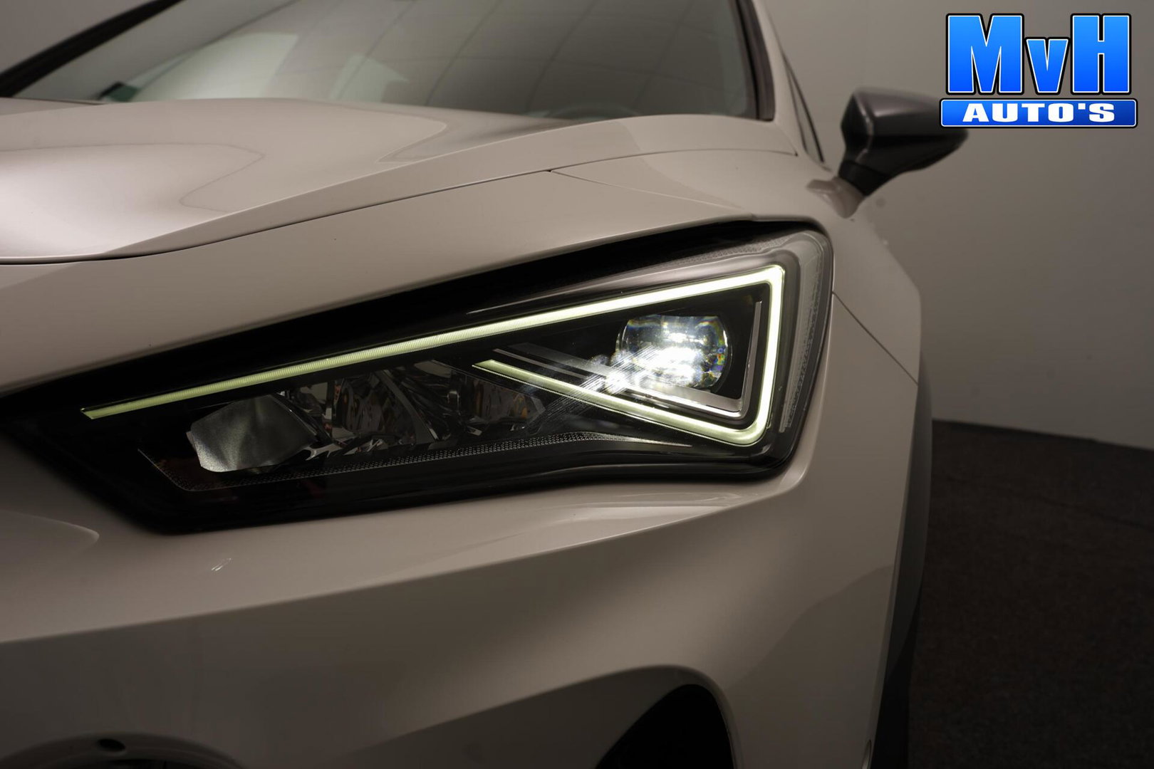 CUPRA Formentor 1.4 PHEV|PANO|STUUR.VERW|TREKHAAK|CAM|SOH91%