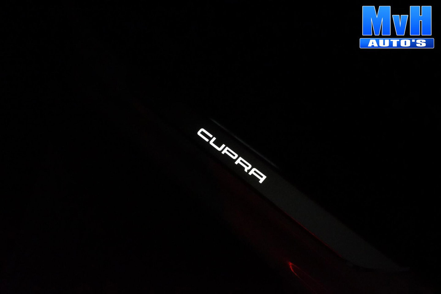 CUPRA Formentor 1.4 PHEV|PANO|STUUR.VERW|TREKHAAK|CAM|SOH91%