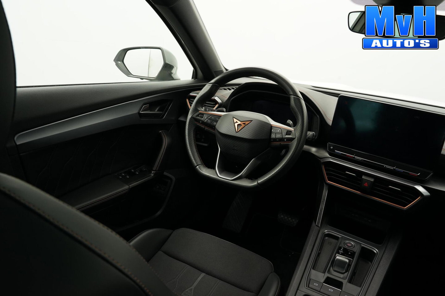 CUPRA Formentor 1.4 PHEV|PANO|STUUR.VERW|TREKHAAK|CAM|SOH91%