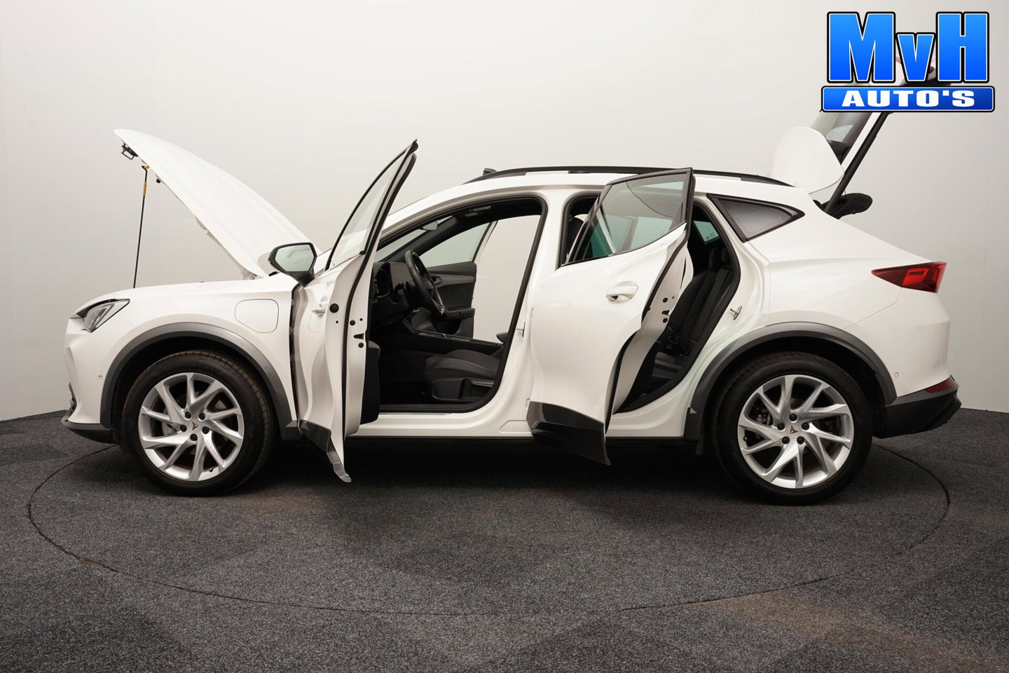 CUPRA Formentor 1.4 PHEV|PANO|STUUR.VERW|TREKHAAK|CAM|SOH91%