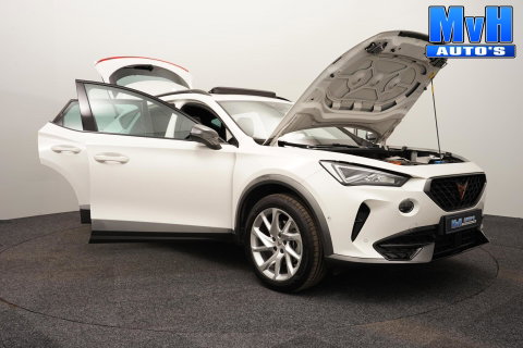CUPRA Formentor 1.4 PHEV|PANO|STUUR.VERW|TREKHAAK|CAM|SOH91%