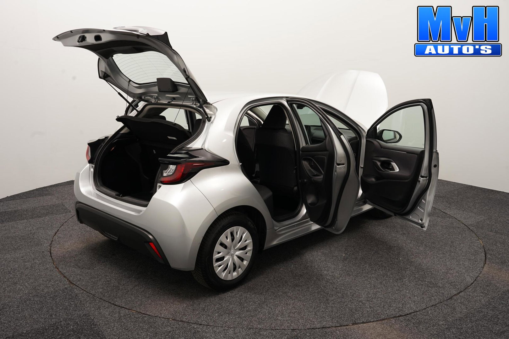 Toyota Yaris 1.5 VVT-i Active|CAMERA|ADAP.CRUISE|CARPLAY|NAP