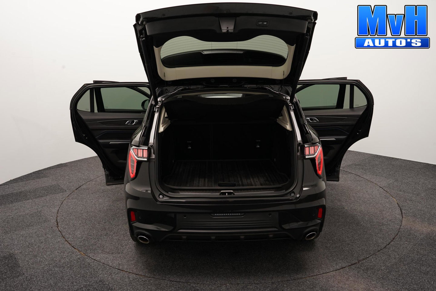 Lynk & Co 01 1.5 PHEV|FULL BLACK XL|360°CAM|NAP|PANO