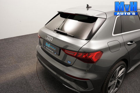 Audi A3 Sportback 30 TFSI S-Line|MATRIX-LED|ACC|19INCH|NAP