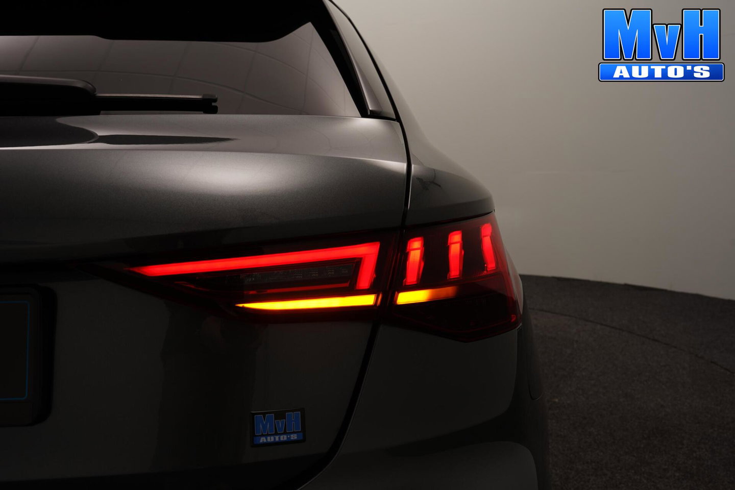 Audi A3 Sportback 30 TFSI S-Line|MATRIX-LED|ACC|19INCH|NAP