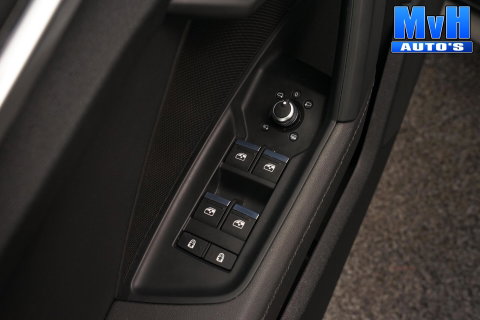 Audi A3 Sportback 30 TFSI S-Line|MATRIX-LED|ACC|19INCH|NAP