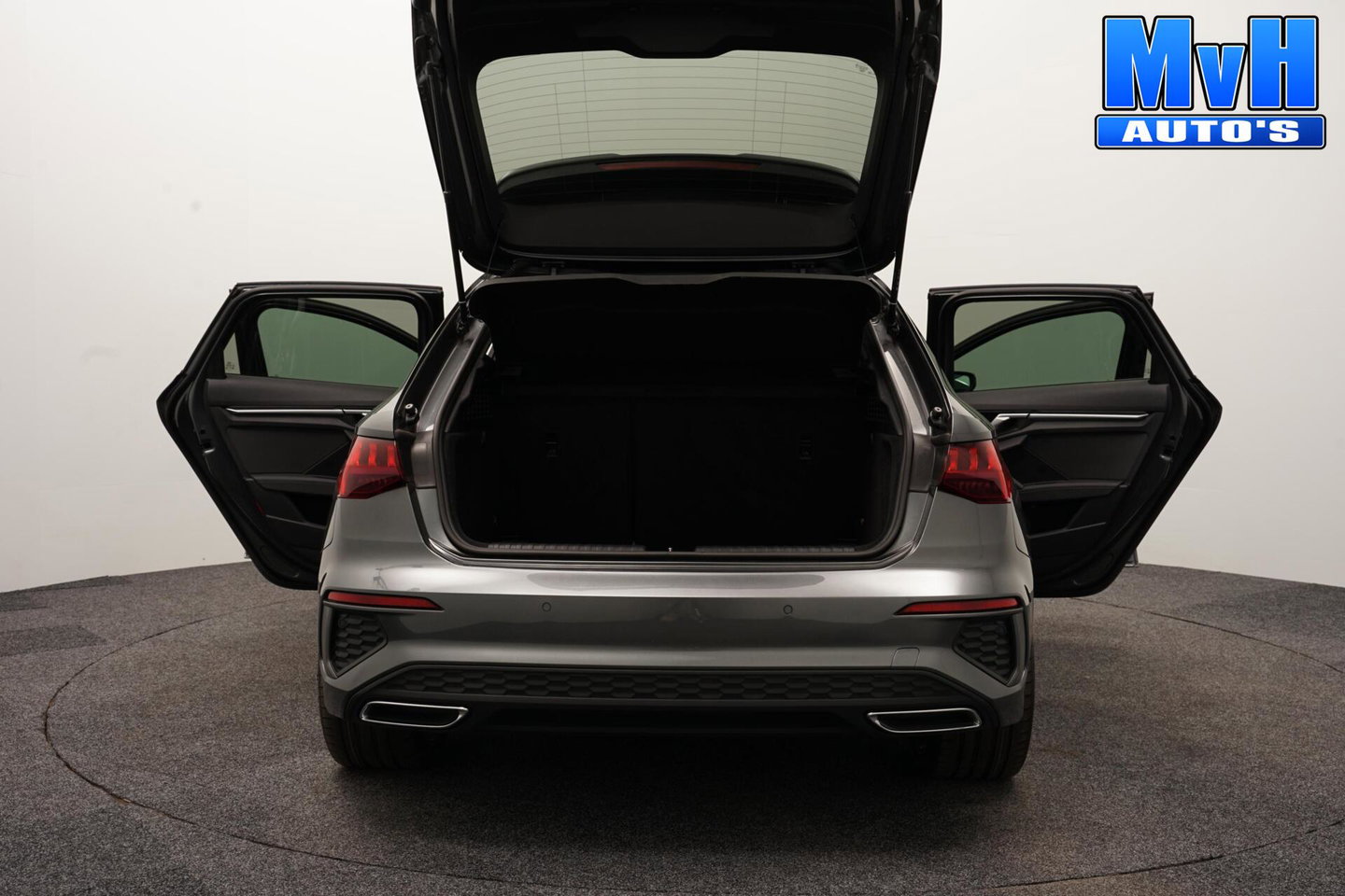 Audi A3 Sportback 30 TFSI S-Line|MATRIX-LED|ACC|19INCH|NAP